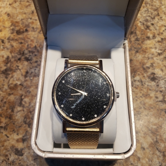 Set of 3 Unisex wristwatches - Picture 4 of 12